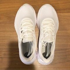 ※受け渡しの方決定※NIKE revolution WH　26.5cm