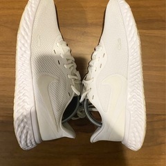 ※受け渡しの方決定※NIKE revolution WH　26.5cmの画像