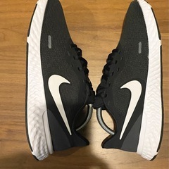 NIKE revolution BK 26.5cmの画像