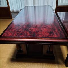 なんとなく柄が赤茶というのか色が好きな机ですの画像