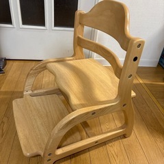 子ども椅子の画像