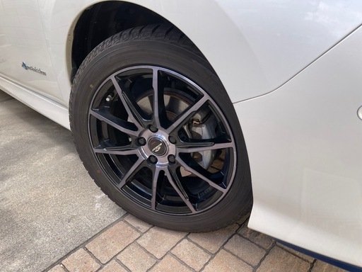 スタッドレスタイヤ　ホイール付き4本　ヨコハマice gurad リーフ