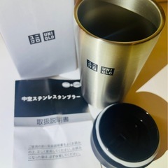 ユニクロ Hot&Cold 中空 ステンレス タンブラー の画像