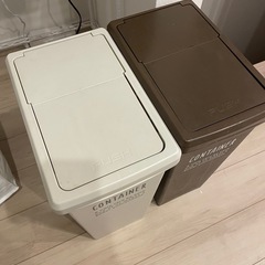 2個セット ゴミ箱　ニトリ　の画像