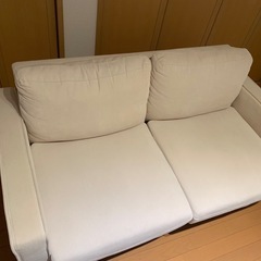 2人掛けコーデュロイソファの画像