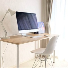 【IKEA】デスク ヒルヴェル（脚付/
お値段ご相談ください）
