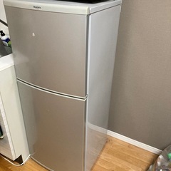 話中　冷蔵庫　140Lの画像