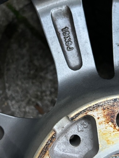 国産スタッドレス195/65r15  Wedsホイール