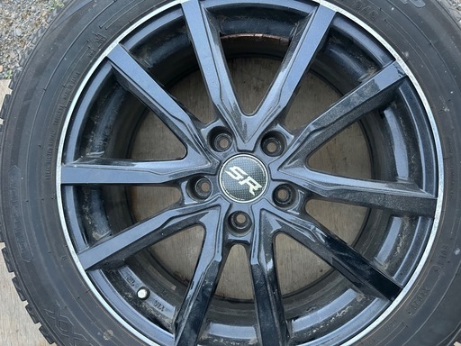 スタッドレスタイヤ