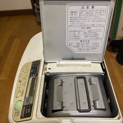 石油ストーブの画像