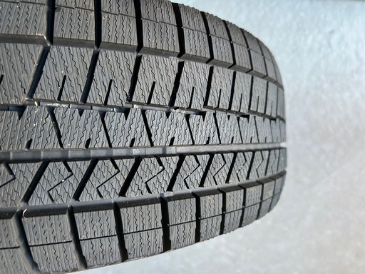 205/55R17  
スタッドレスタイヤ 