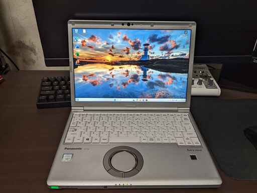 8世代core i5！12.1インチ！軽量中古ノートPC！オフィス入り！SSD搭載！訳あり！