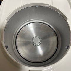 炊飯器　3合炊き　TAG labelの画像