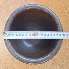 壺(2つ)の画像