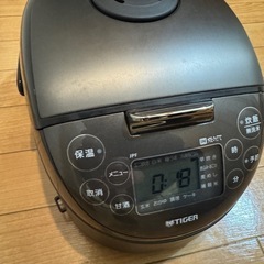 【美品】炊飯器 3合 TIGER土釜炊き
