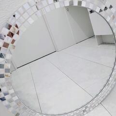 シェル丸型壁掛け鏡の画像
