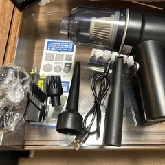 充電式小型ハンディクリーナーの画像