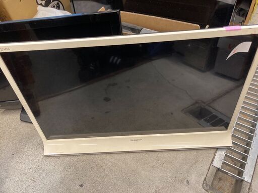 ☆中古￥7,800！SHARP　32インチ液晶テレビ　家電　2014年製　LC-32J10型　【BL042】