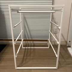 IKEA ヨナクセル フレームのみ ハンガーレール付きの画像