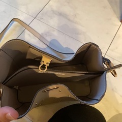 gloveショルダーバッグの画像