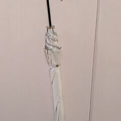 日傘　ホワイト【引っ越しの為…18日に取りに来て頂ける方歓迎です】