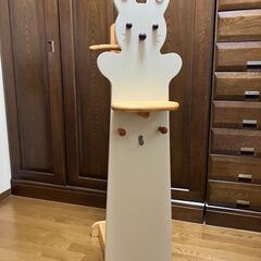 木製うさぎちゃんのハンガーラック