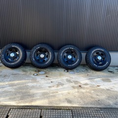 ハイエース　グッドリッチ　235 75R15