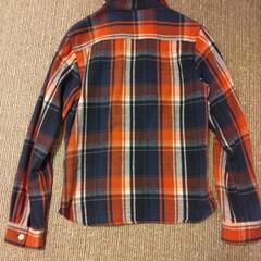 メンズシャツの画像