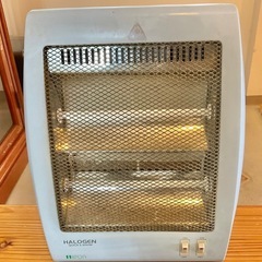 電気ストーブの画像