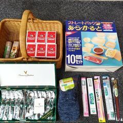 (取引中) 石鹸、タッパー他