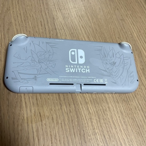 (最終値下げ)Nintendo Switch lite 　ソードアンドシールド
