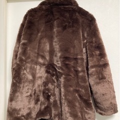 美品　H&M エコファーコート　ブラウン　一度のみ着用　L　の画像