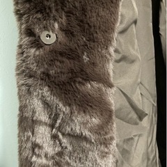 美品　H&M エコファーコート　ブラウン　一度のみ着用　L　の画像