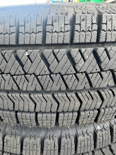 バリ溝　冬タイヤ　VRX2 155/65R14