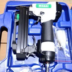 若井産業 エアタッカー TS425N 　②