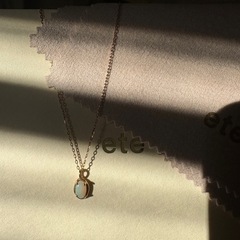 ete エテ　イエローゴールド　ネックレス　オパールの画像