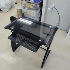 ニトリ PCデスク ガラス 照明付き