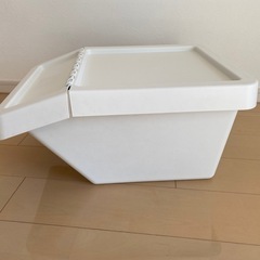 ゴミ箱の画像