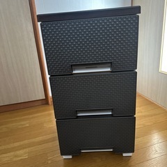 3段チェスト