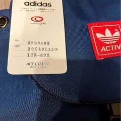 新品タグ付き　アディダス　リュックの画像