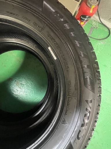 タイヤ、ホイール BRIDGESTONE BLIZZAK VRX3