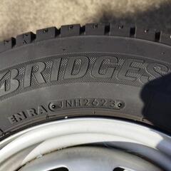スタッドレス　BRIDGESTONE  W300