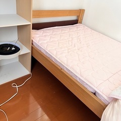 座間市ひばりヶ丘　緊急大処分！女の子用ベッド、マットレスつき