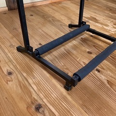 3本用ギタースタンドの画像