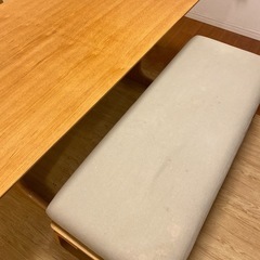 受け渡し予定あり：無印良品リビングでもダイニングでもつかえるテーブル椅子セットの画像