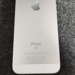 iPhone SE 第一世代　32GB シルバー SIMフリーの画像