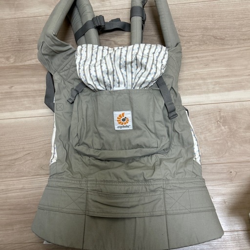 美品  エルゴベビー抱っこ紐 グレー