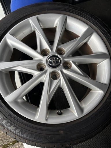 (決まりました)プリウスa純正１７インチ