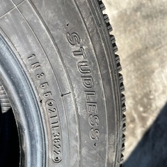 TOYOスタッドレス195／80r15の画像