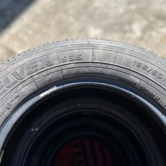 TOYOスタッドレス195／80r15の画像